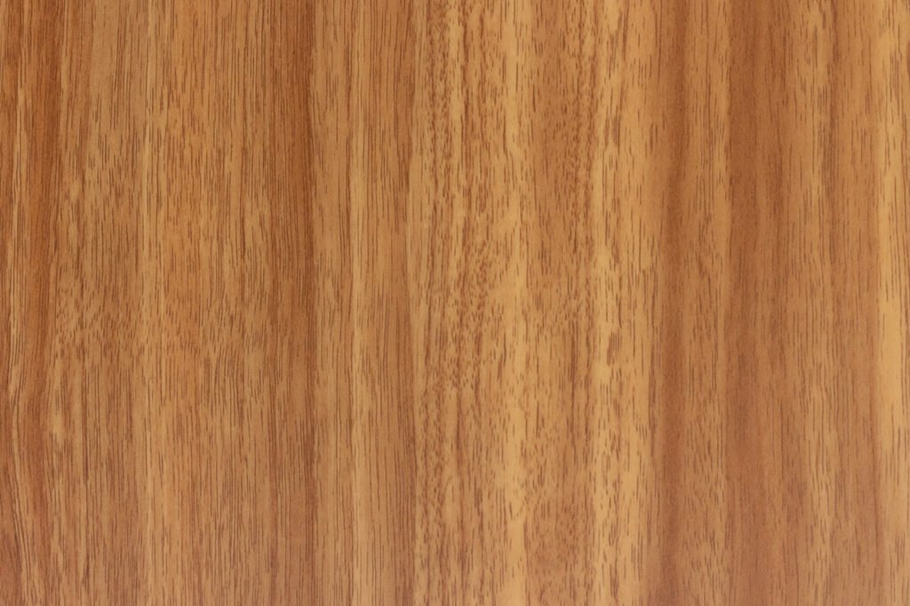 Pisos SPC Madera Miel